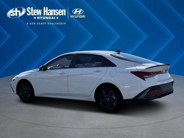 New 2026 Serenity White Hyundai SEL Sport image 4