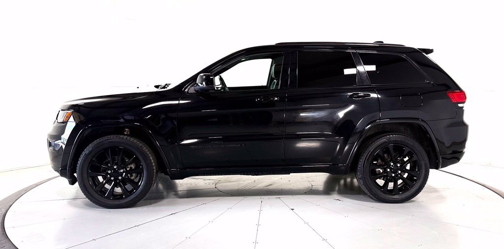 Used 2020 Black Jeep Altitude image 7