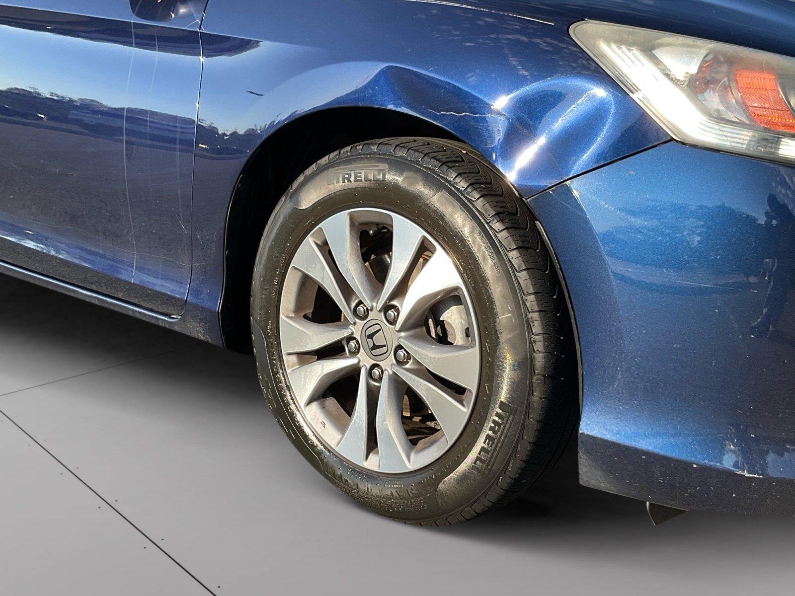 Used 2013 Obsidian Blue Pearl Honda LX image 14