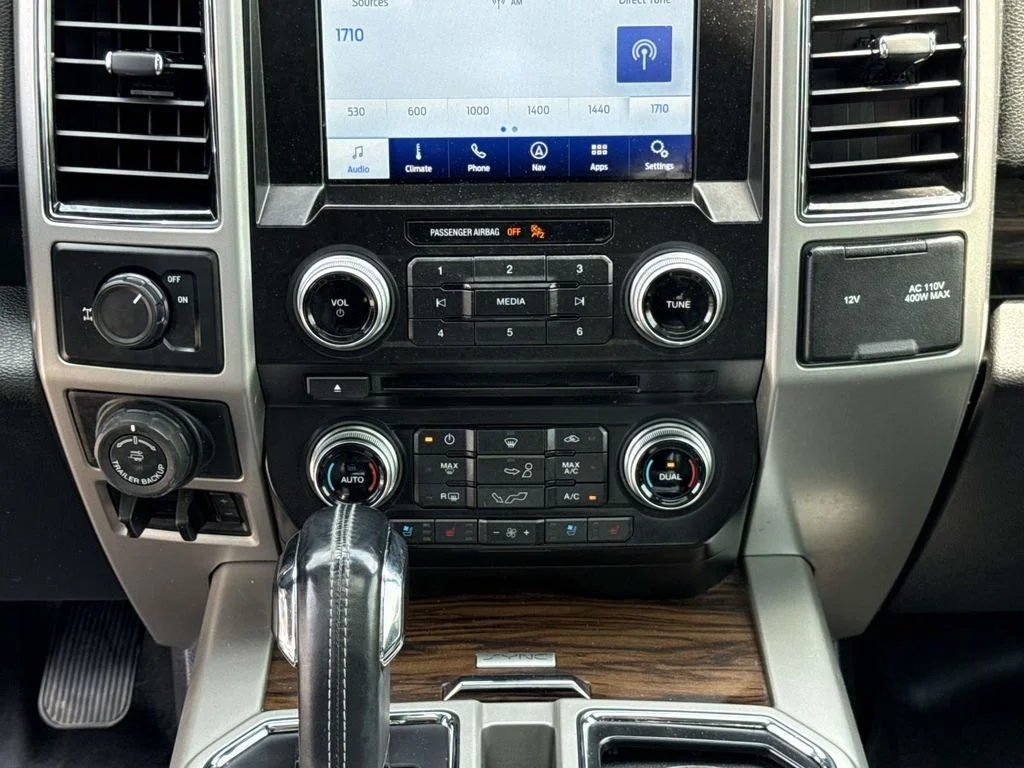 Used 2018 Gray Ford Lariat image 21