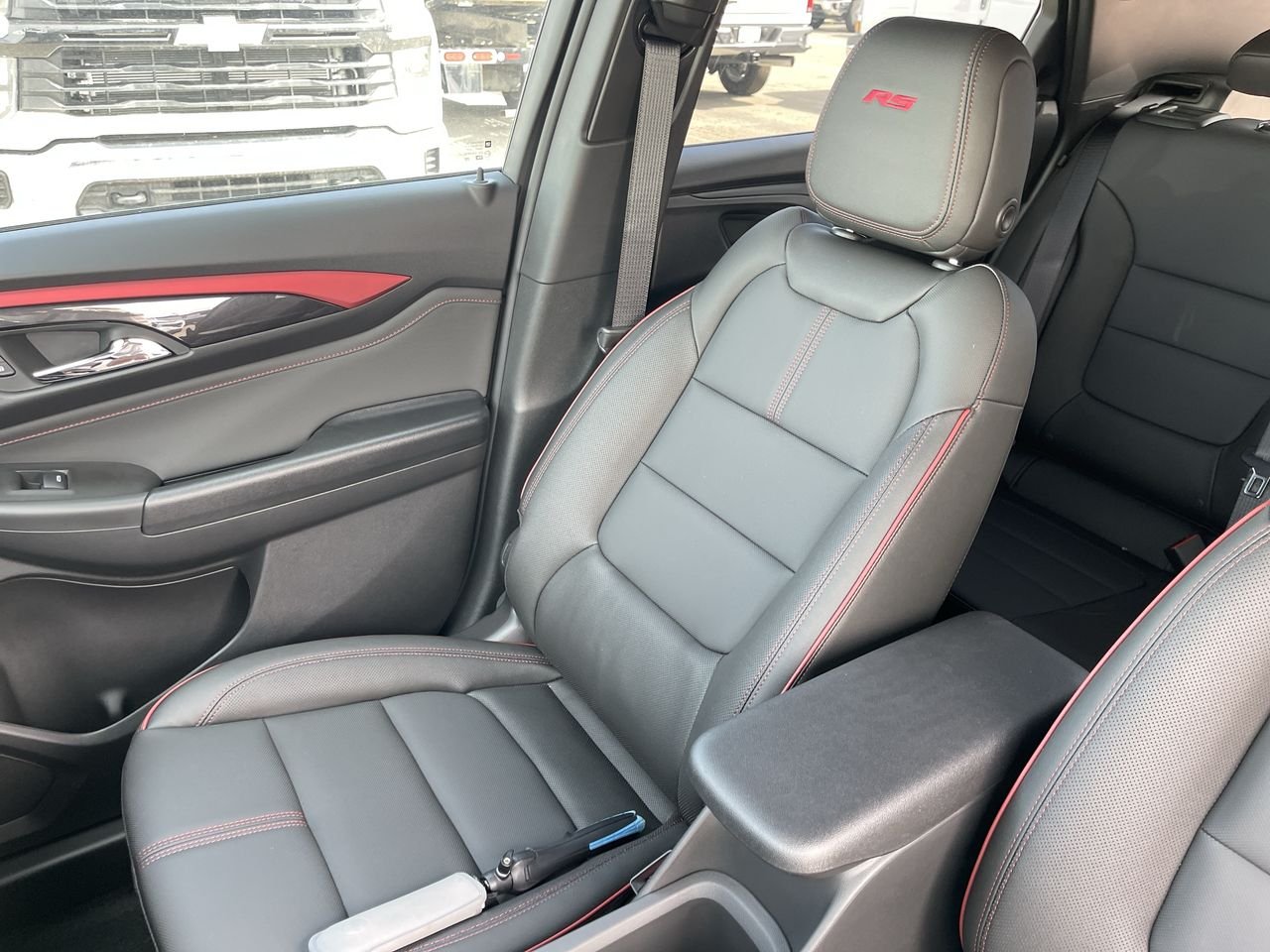 New 2026 Mosaic Black Metallic Chevrolet RS image 25