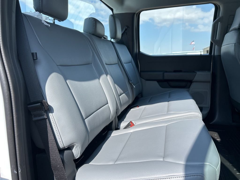 New 2026 Oxford White Ford XL image 42