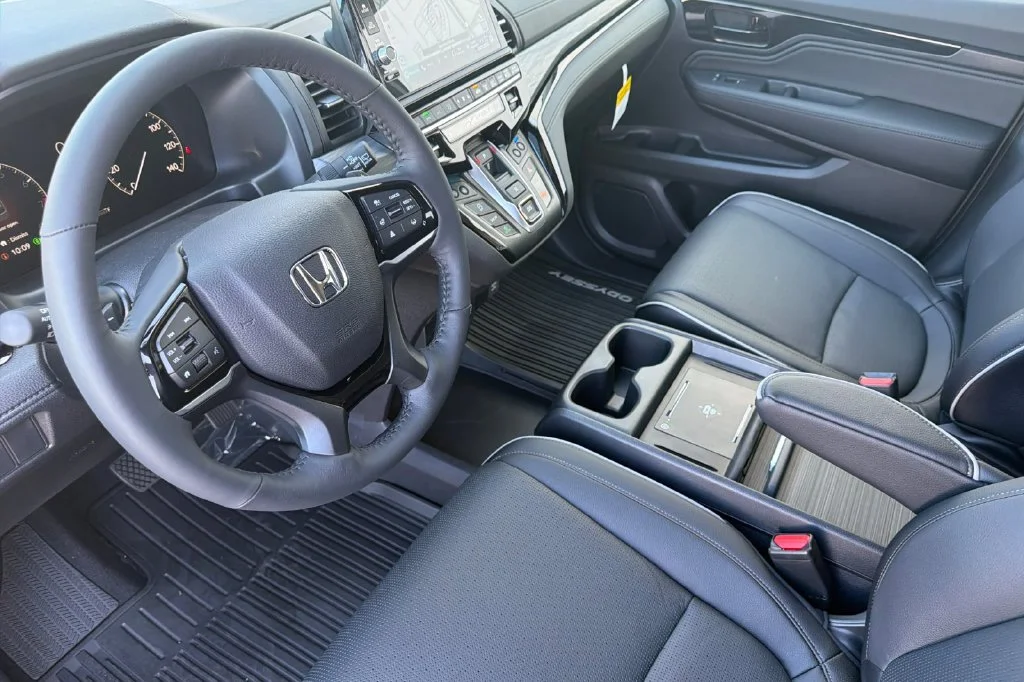 New 2027 Platinum White Pearl Honda Elite image 11