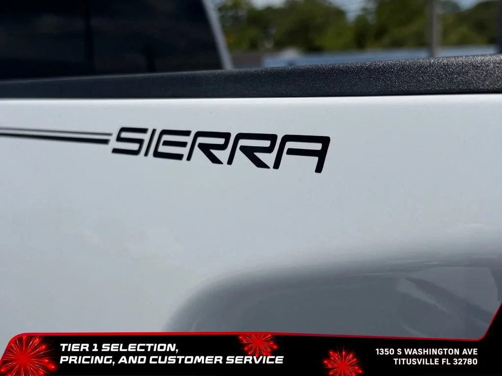 Used 2024 Summit White GMC AT4X image 4