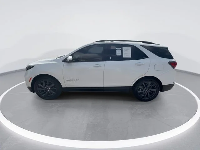 Used 2022 White Chevrolet RS image 5