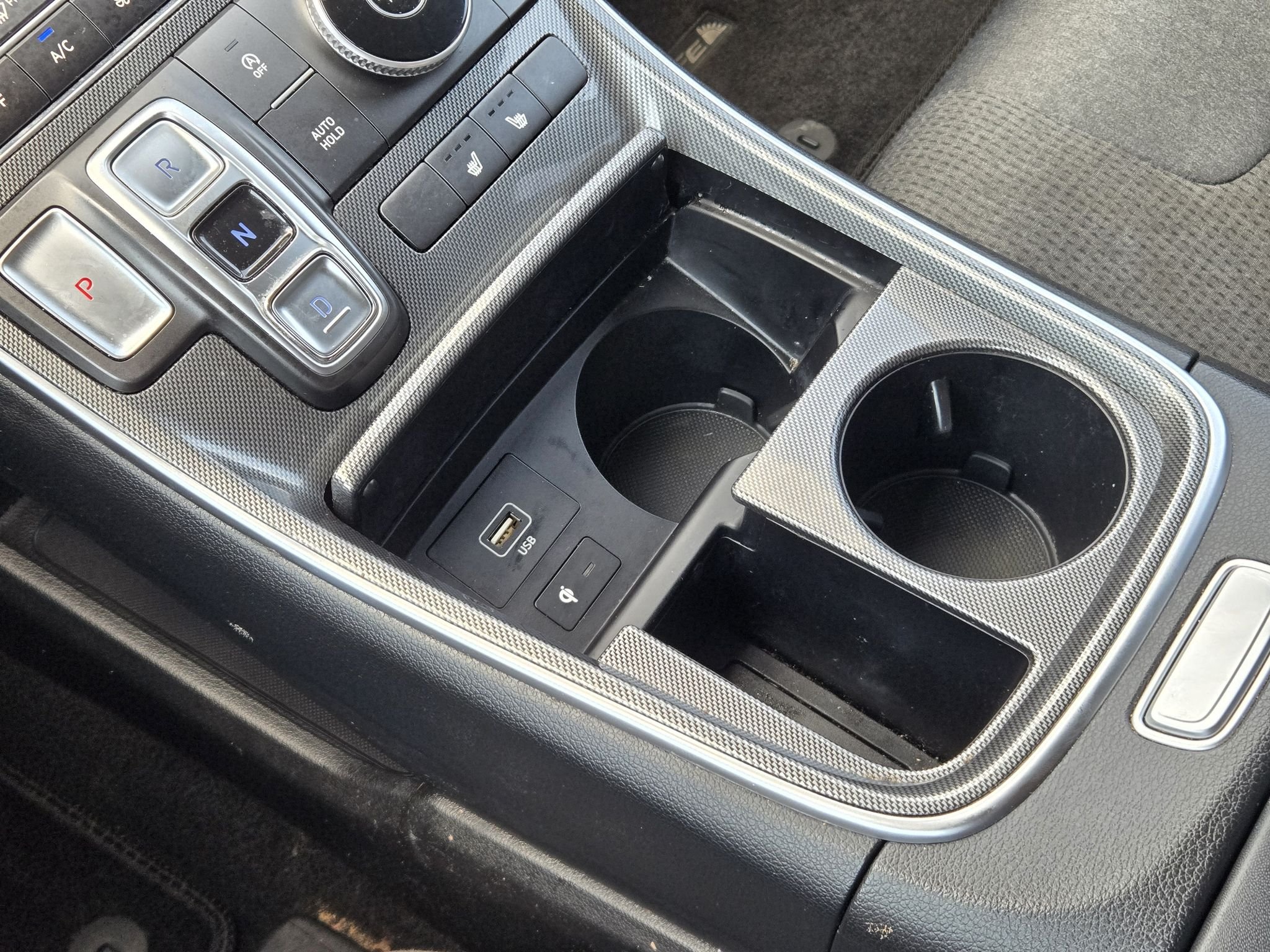 Used 2023 Shimmering Silver Hyundai SEL image 19
