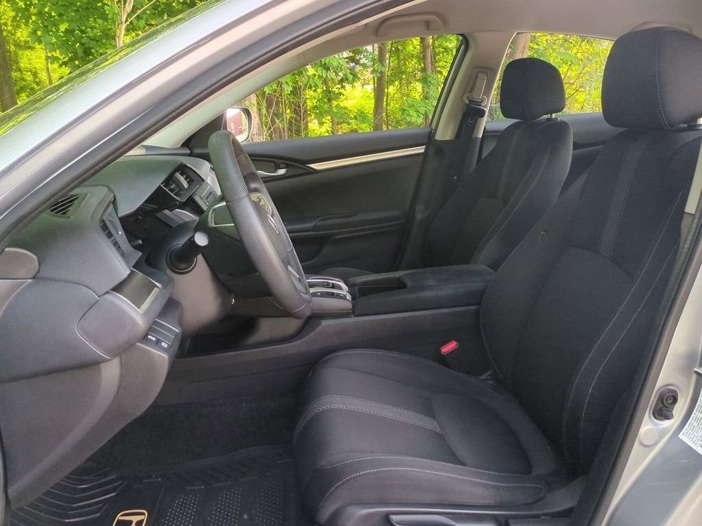 Used 2016 Silver Honda LX image 21