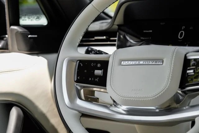 New 2026  Land Rover SE image 20