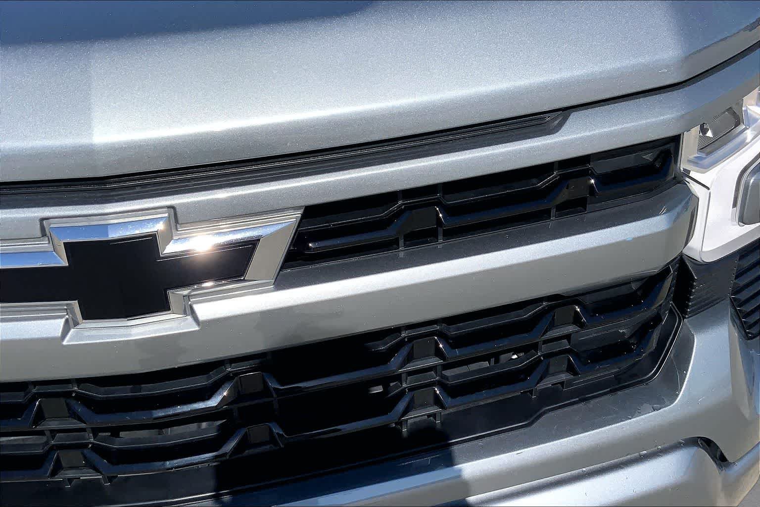Used 2023 Sterling Gray Metallic Chevrolet RST image 29