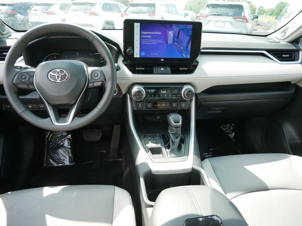 Used 2023 Silver Toyota XLE Premium image 13