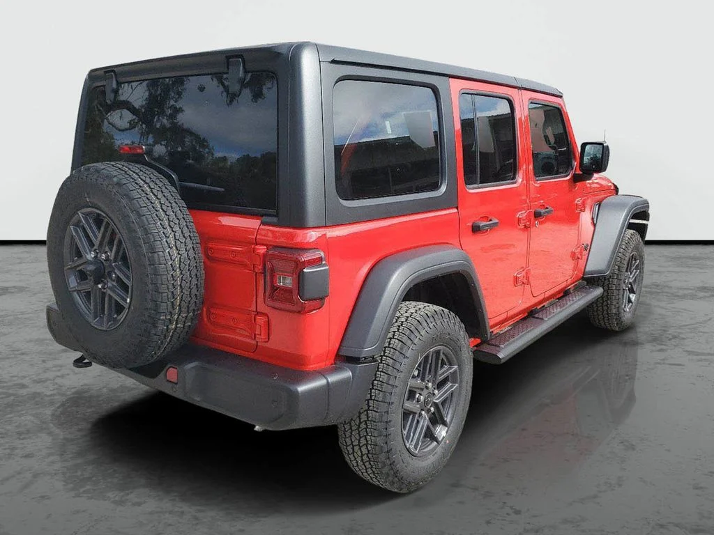 New 2025 Firecracker Red Clear-Coat Exterior Paint Jeep Sport S image 2