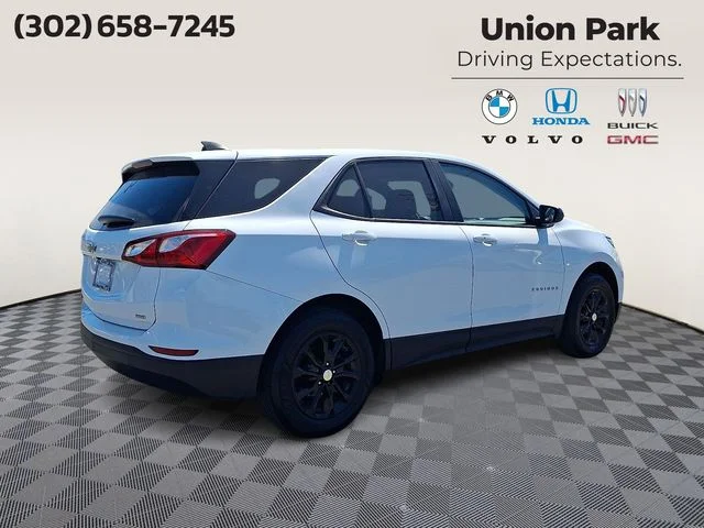 Used 2020 Summit White Chevrolet LS image 4