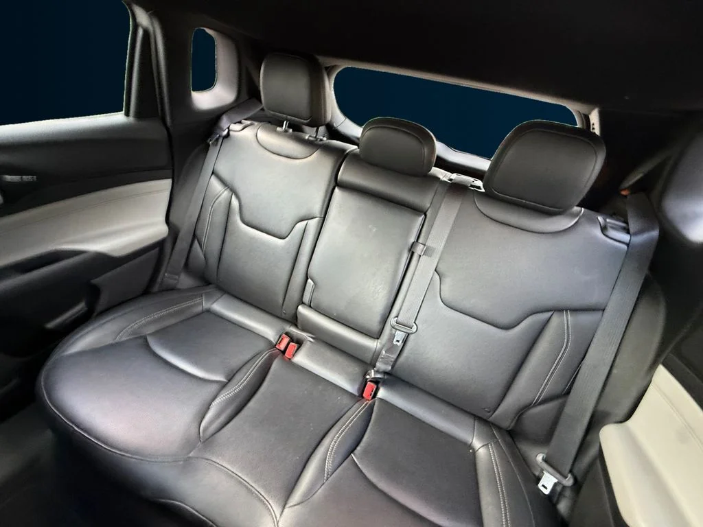 Used 2025 White Jeep Limited image 16