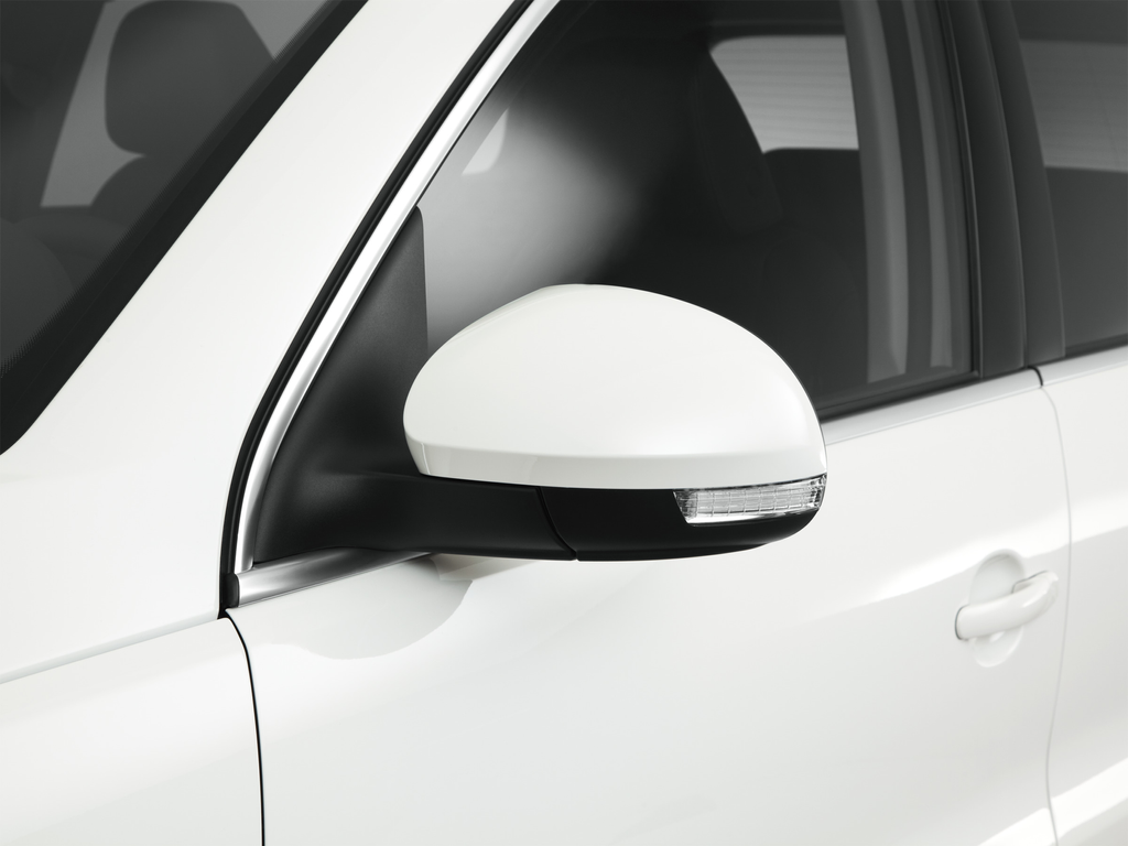 Used 2011 White Volkswagen S image 56