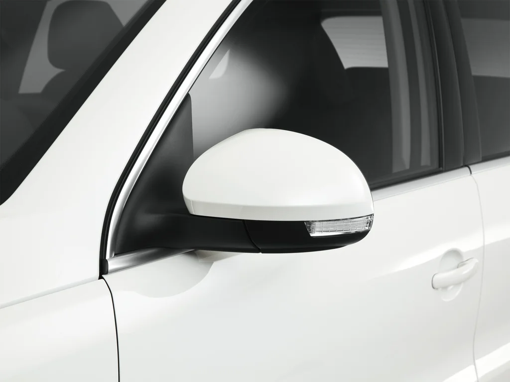 Used 2011 White Volkswagen S image 56