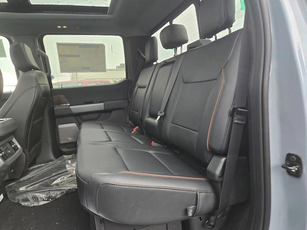 New 2026 Glacier Gray Metallic Tri-Coat Ford F-250® Lariat® image 19