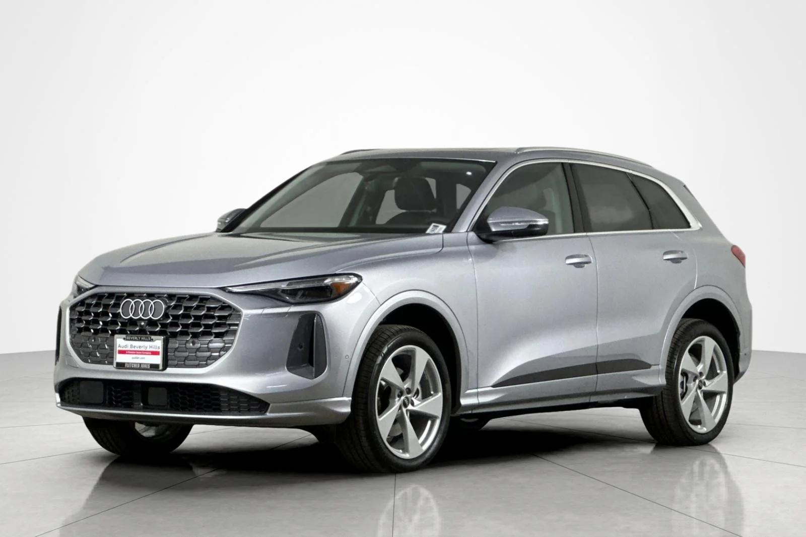 2026 Audi Q5 Premium Plus quattro's photo