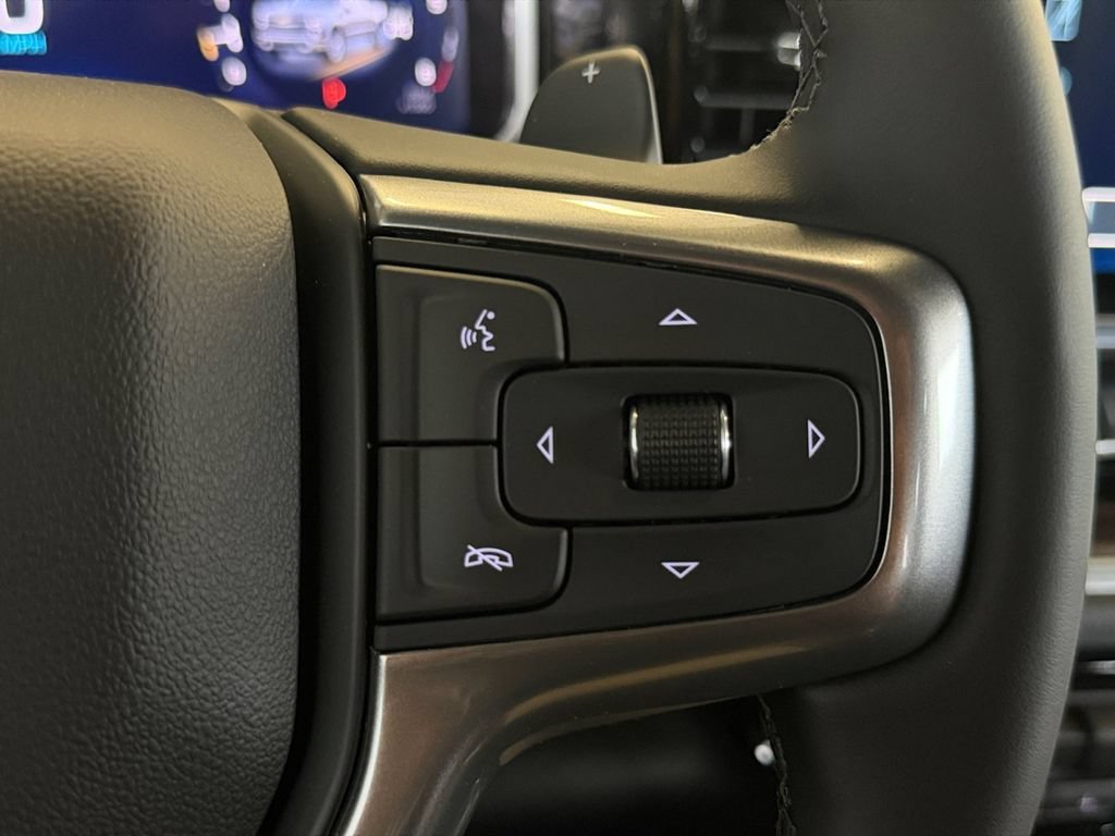 New 2026 Black Chevrolet LT image 32