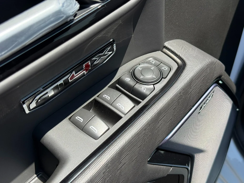 New 2026 Summit White GMC AT4X image 24
