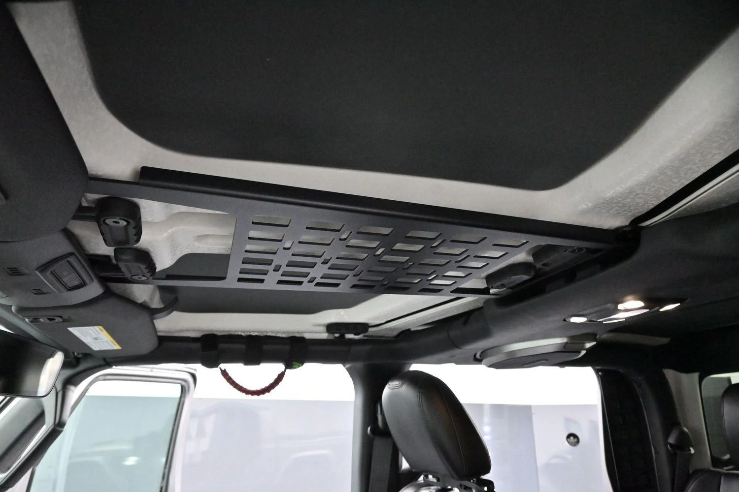 Used 2020 Billet Silver Metallic Clearcoat Jeep Rubicon image 32