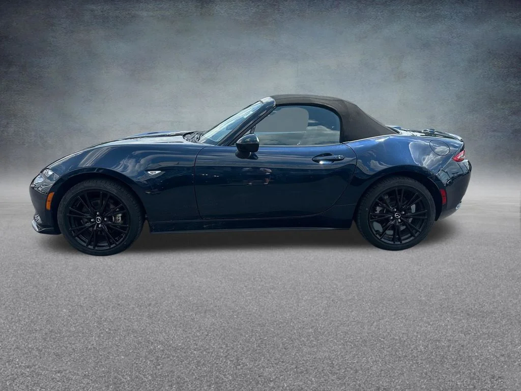 Used 2025 Blue Mazda Club image 14