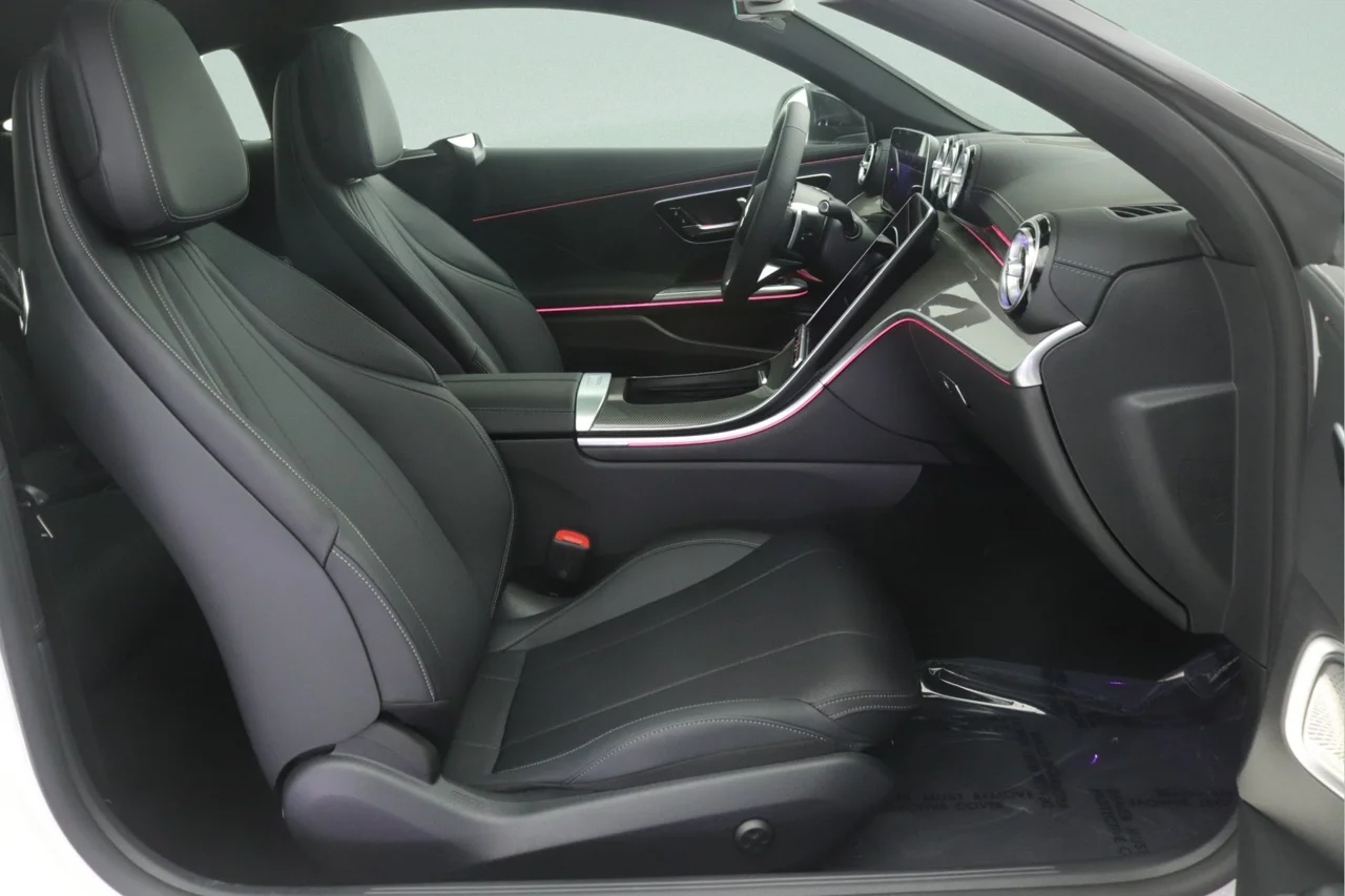 New 2026 Polar White Mercedes-Benz CLE 300 image 7