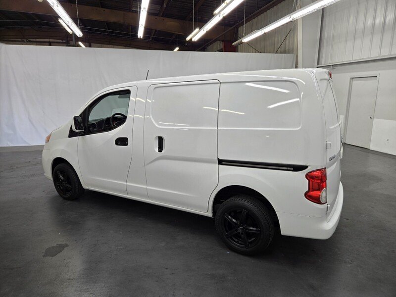 2019 Nissan NV200 SV photo 2