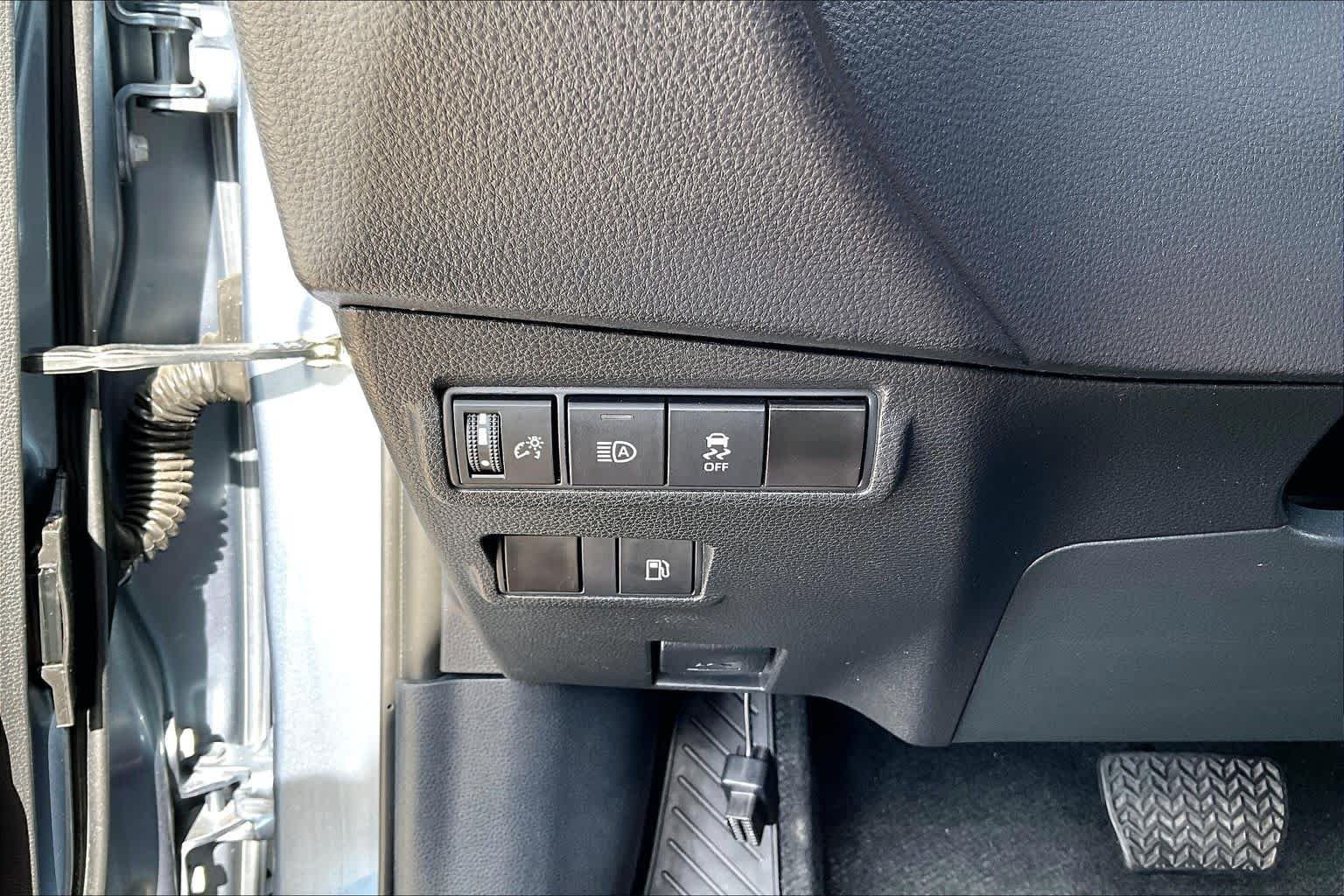 Used 2023 Celestite Toyota Hybrid SE image 34