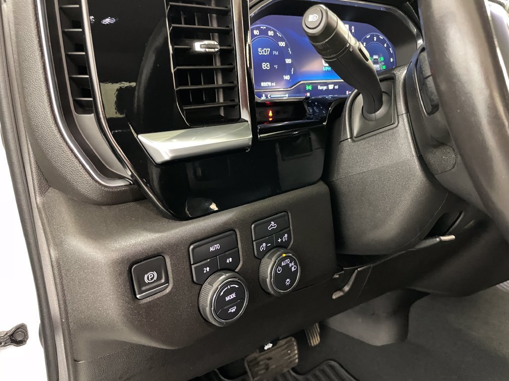 2022 Chevrolet Silverado 1500 LT - Photo 24
