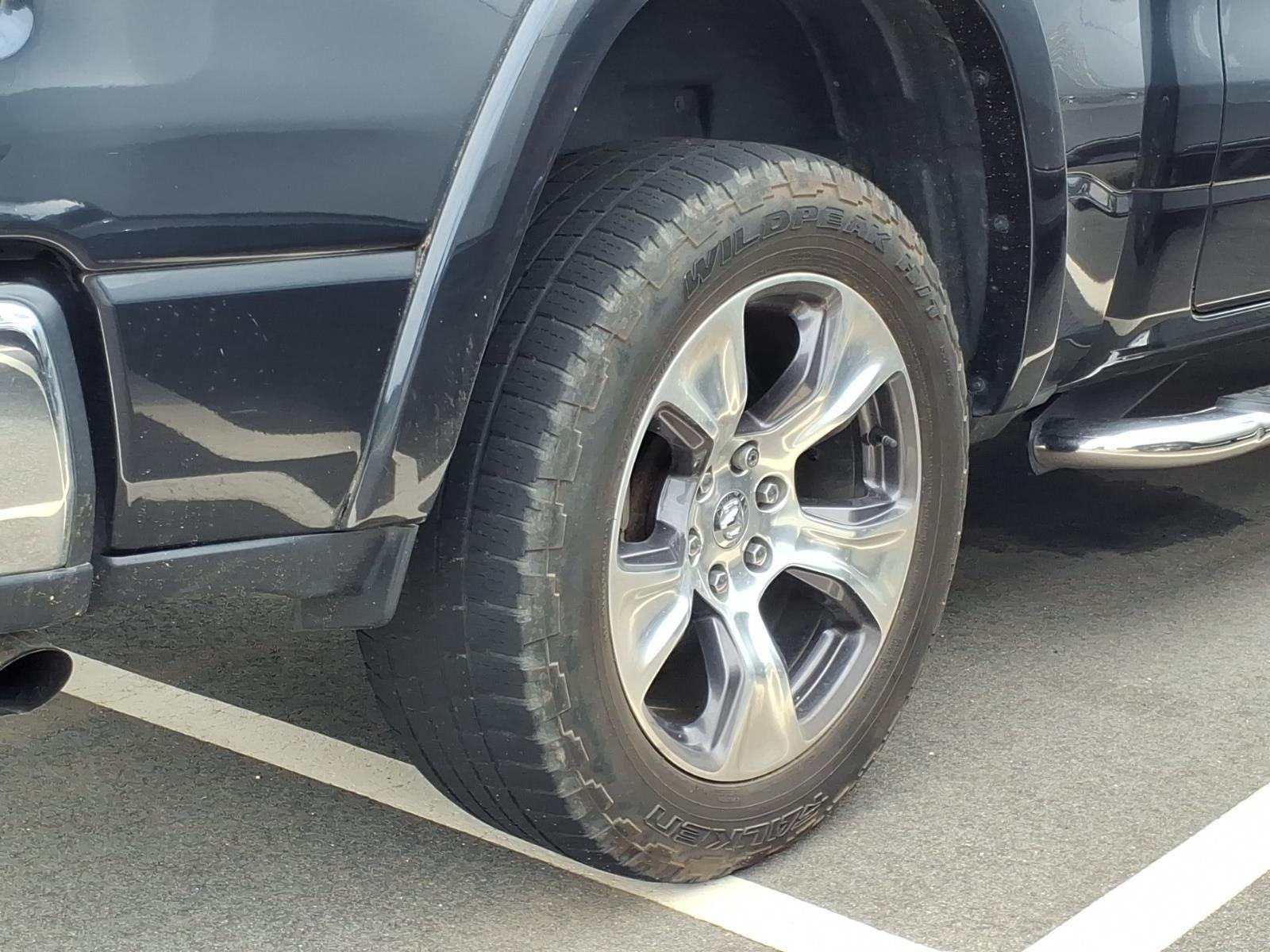 Used 2019 Patriot Blue Pearlcoat Ram Laramie image 10