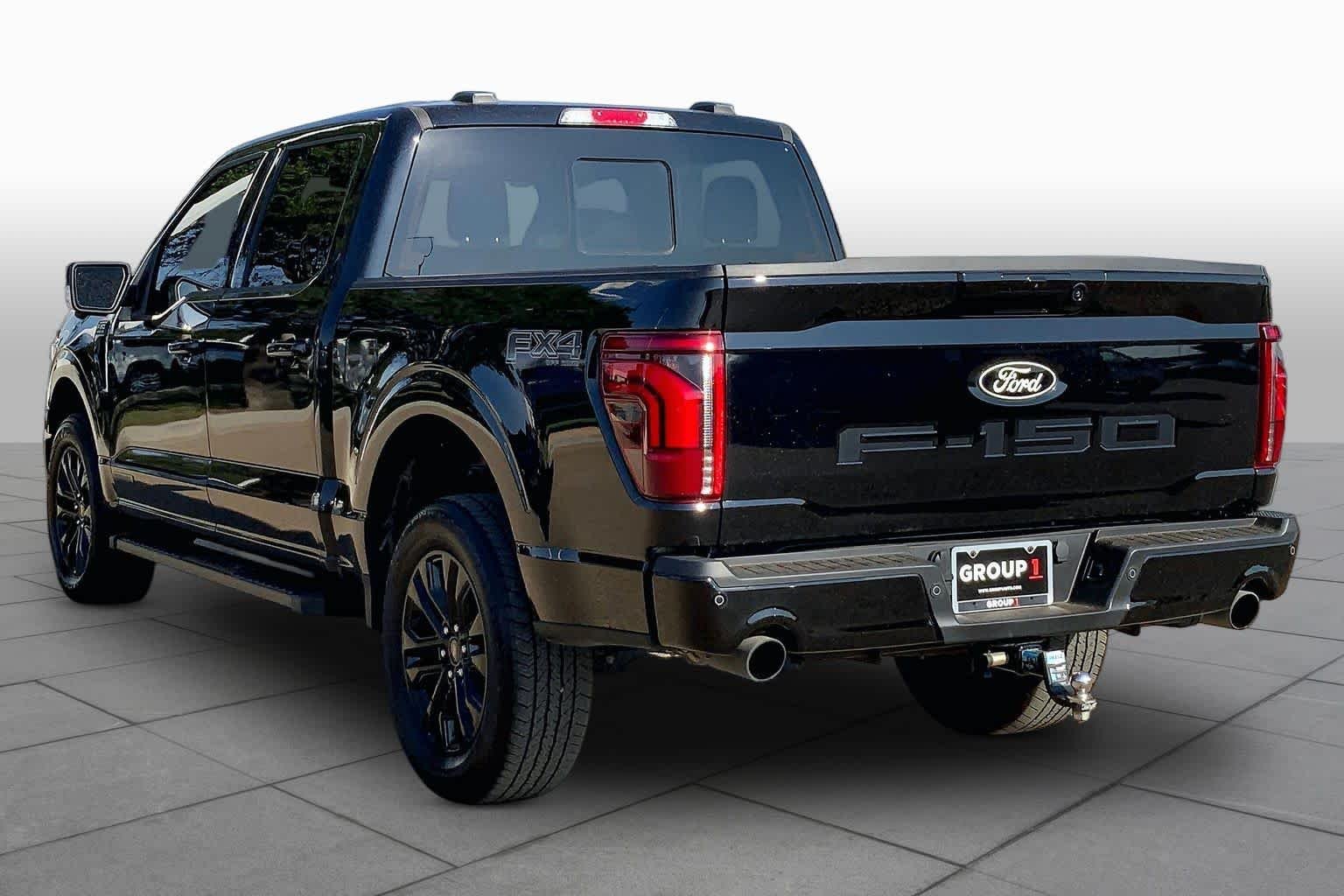 Used 2025 Agate Black Metallic Ford LARIAT image 12