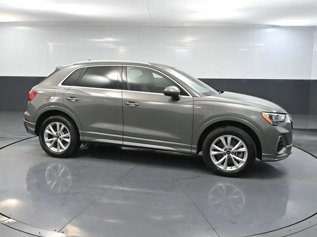 Used 2022 Gray Audi Premium image 4