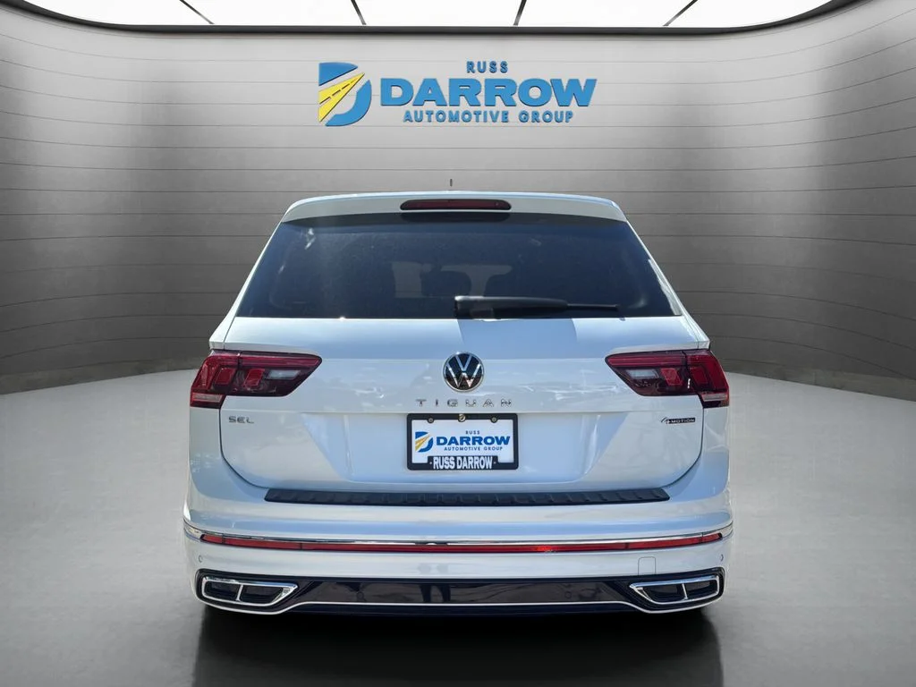 Used 2024 White Volkswagen 2.0T SEL R-Line image 4