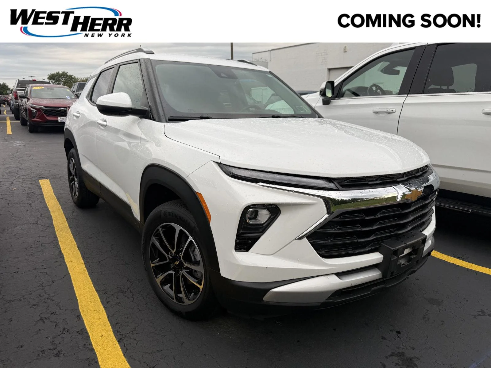 Used 2025 Summit White Chevrolet LT image 1