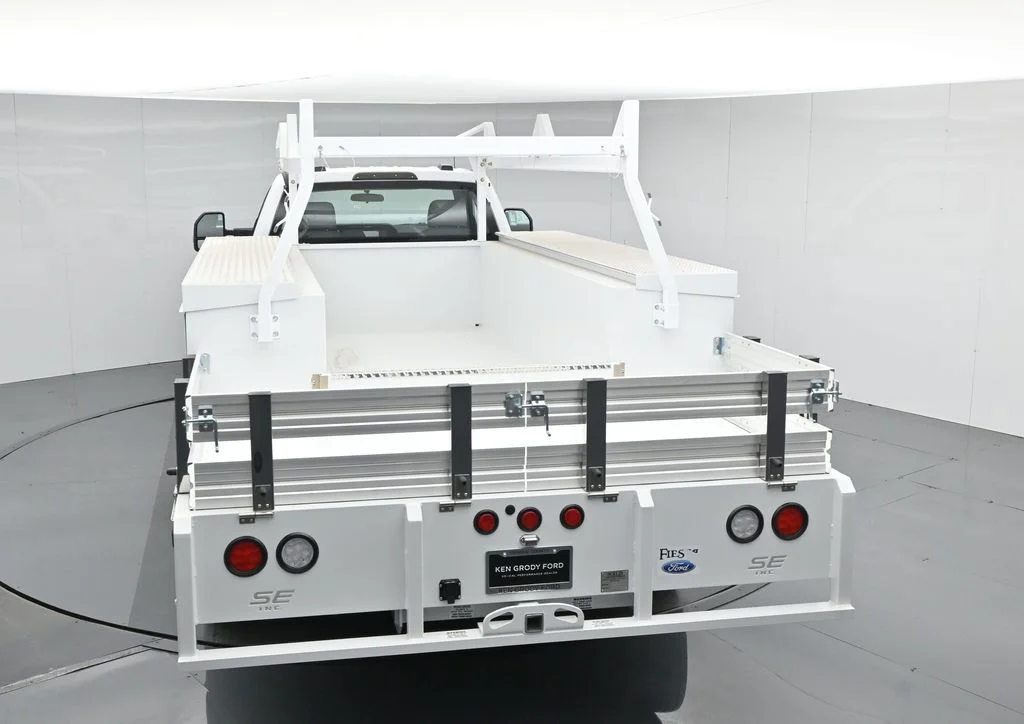New 2025 Oxford White Ford XL image 41