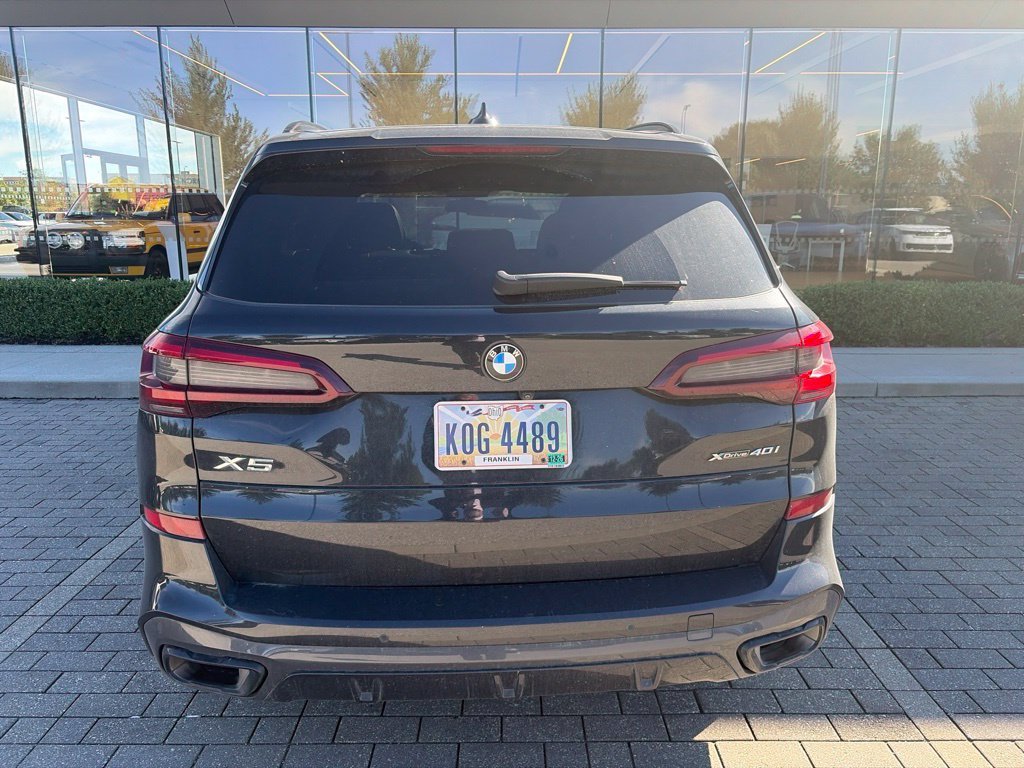 Used 2023 Black Sapphire Metallic BMW xDrive40i image 6