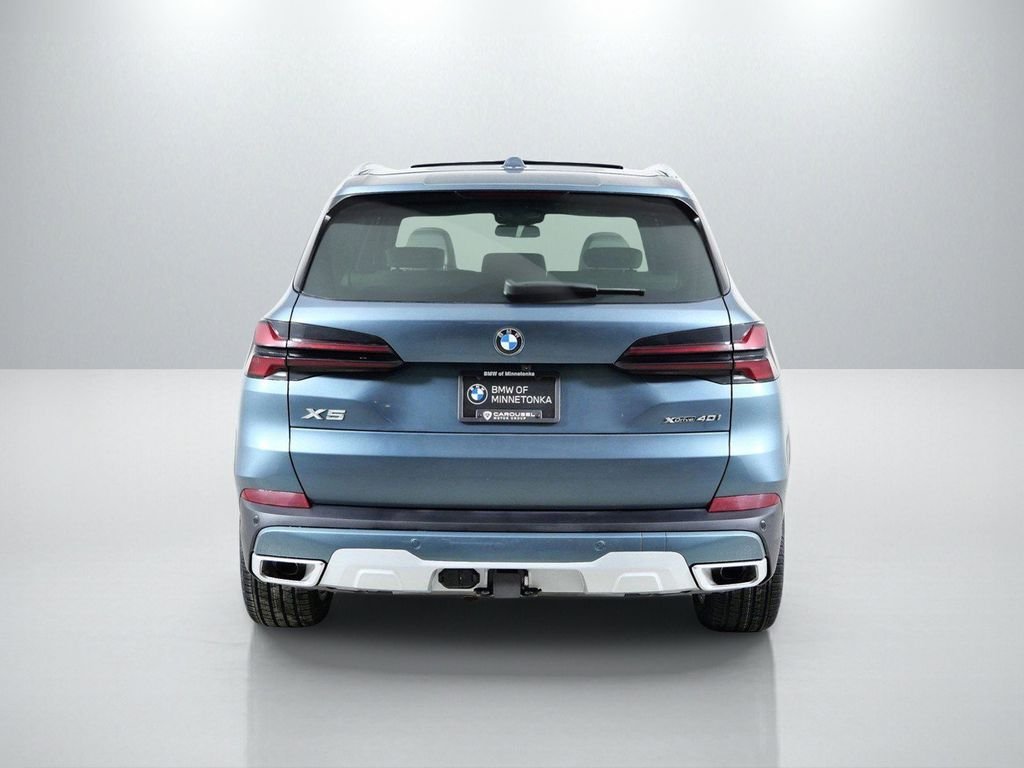 Used 2026 Blue Ridge Mountain Metallic BMW xDrive40i image 11