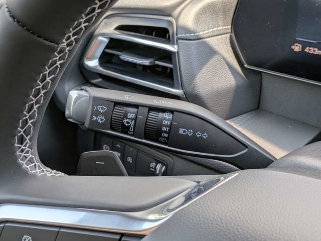 New 2027 Summit White Chevrolet LT image 27