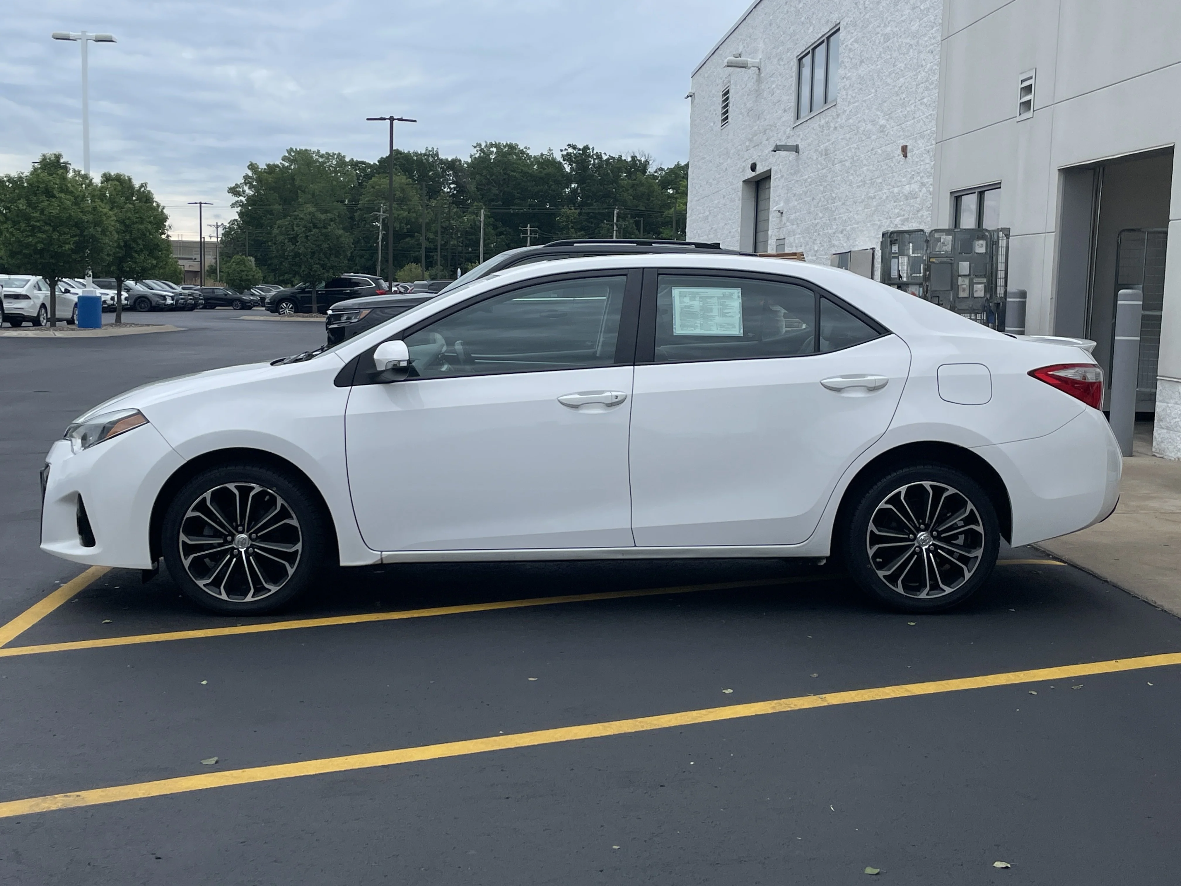 Used 2015 Super White Toyota S Plus image 4