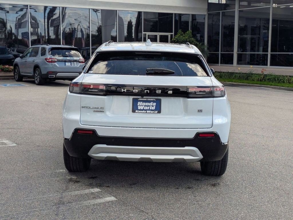New 2026 Frostline White Pearl Honda Touring image 7