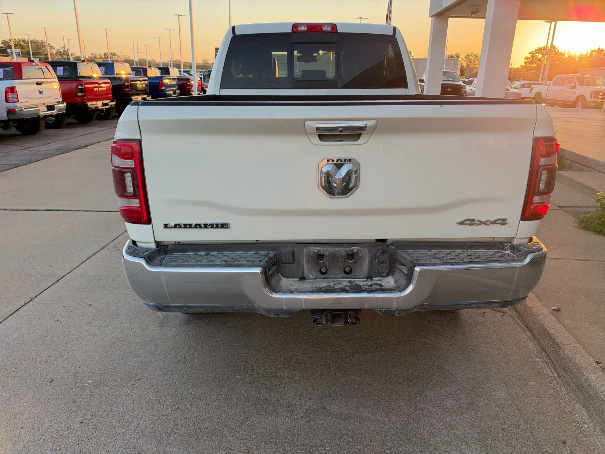 Used 2022 Pearl White Ram Laramie image 7