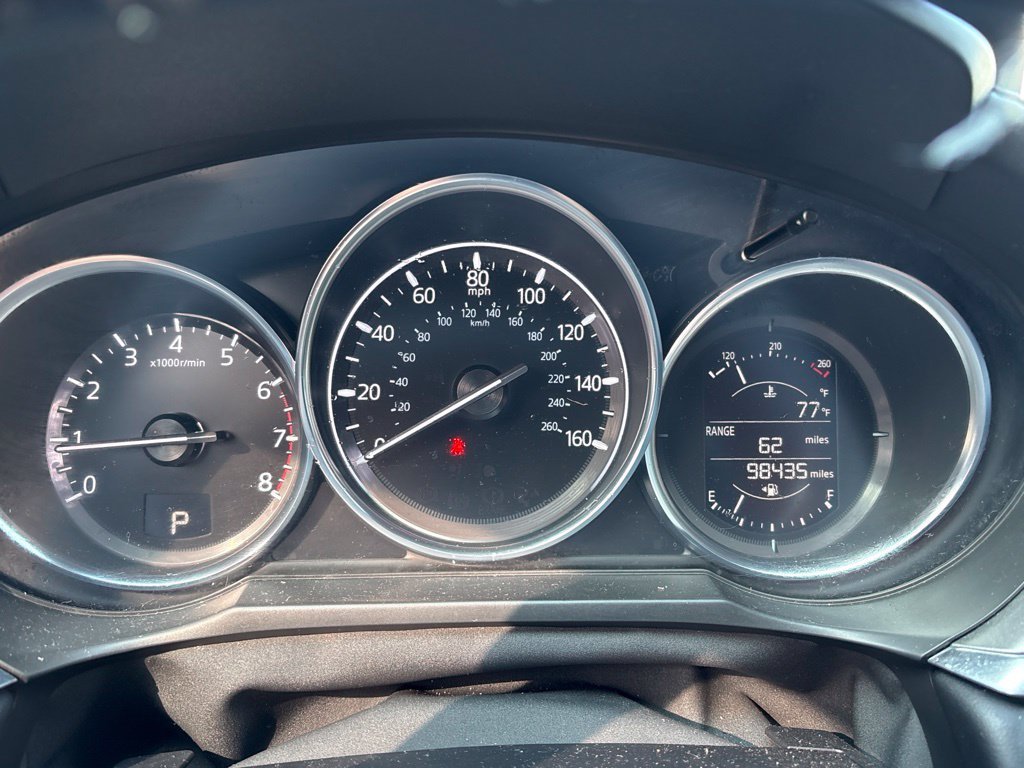 Used 2018 Sonic Silver Metallic Mazda Sport image 14
