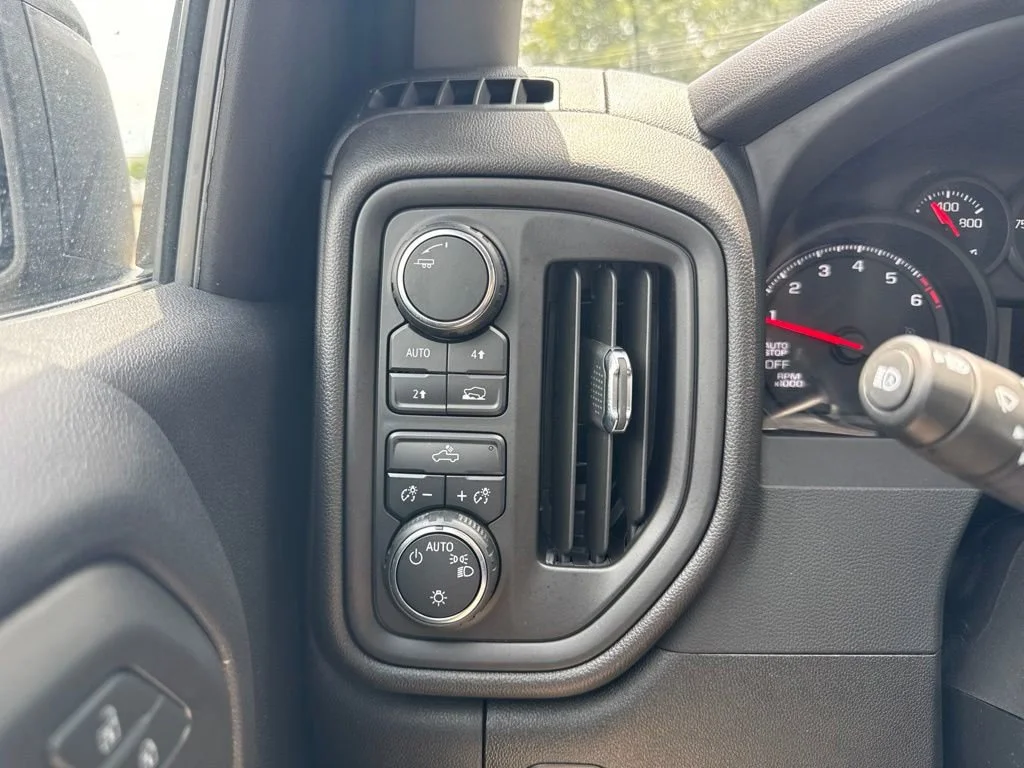 Used 2024 Black Chevrolet Custom image 21