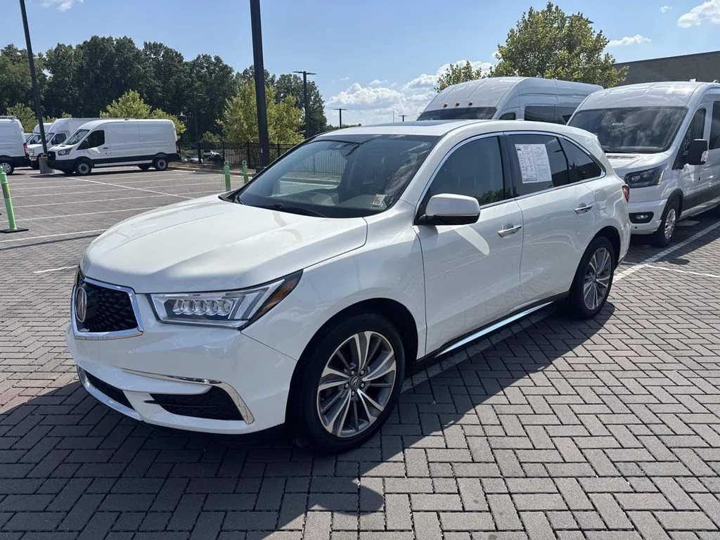 Used 2017  Acura 3.5L image 3
