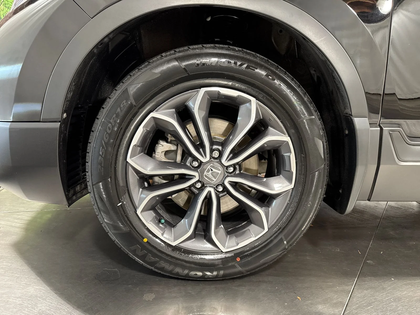Used 2020 Crystal Black Pearl Honda EX image 2