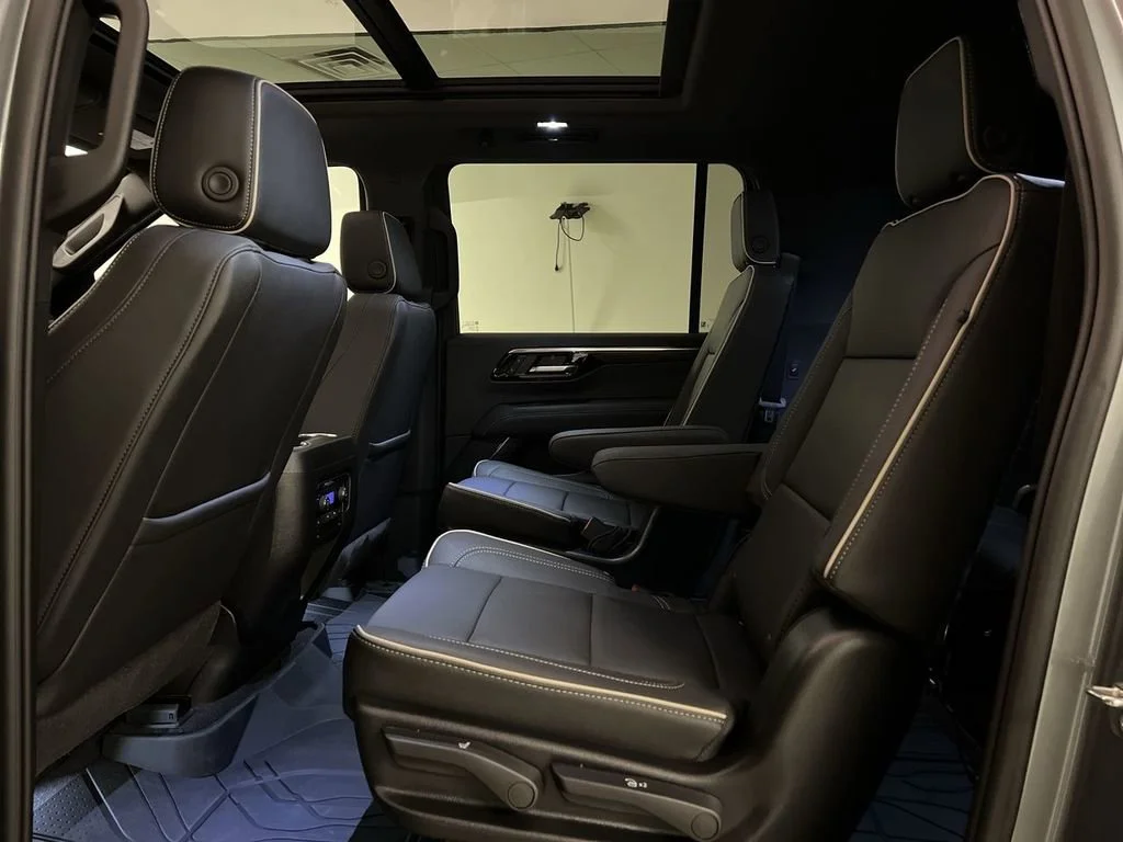 2026 Chevrolet Suburban Premier - Photo 22