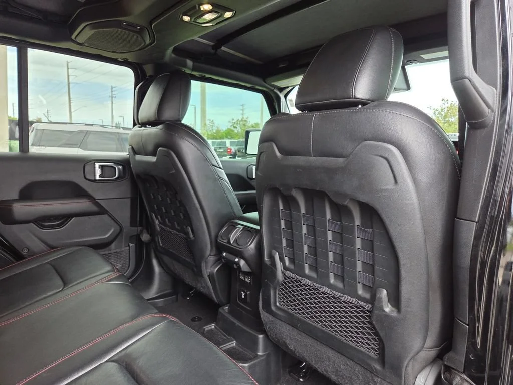 Used 2021 Black Clearcoat Jeep Unlimited Rubicon image 17