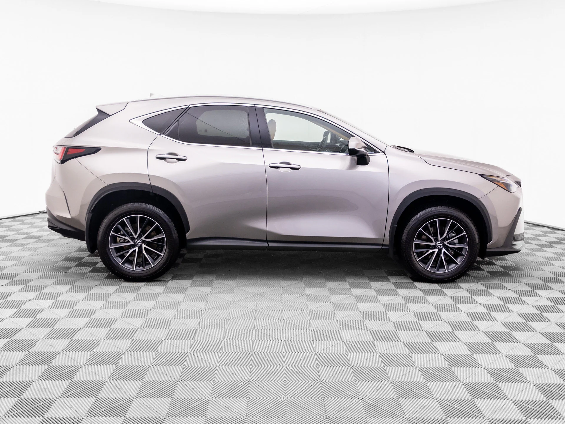 Used 2024 Silver Lexus 350 Base image 6