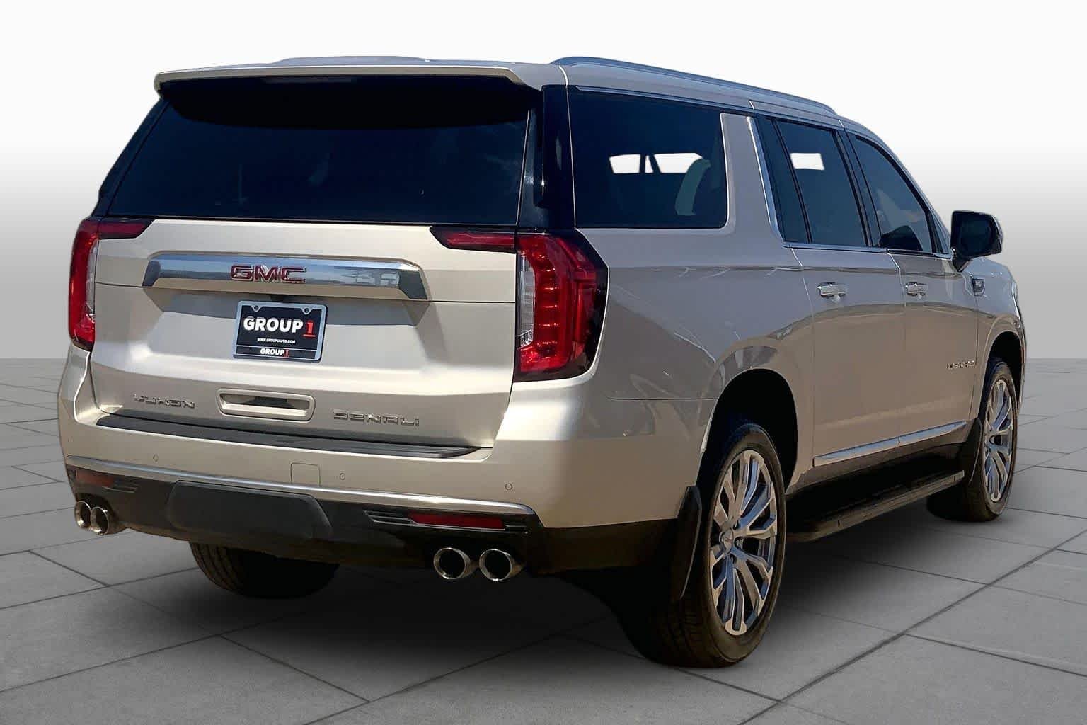 Used 2023 Pearl Beige Metallic GMC Denali image 13