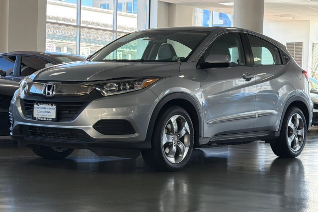 Certified Used 2022 Lunar Silver Metallic Honda LX image 11